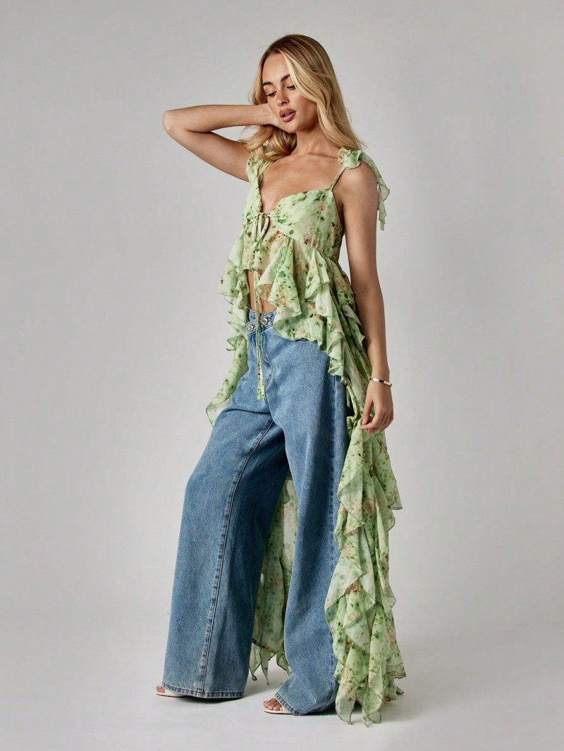 Yasmin Bennett Amelia featured in  the Missguided catalogue for Autumn/Winter 2025