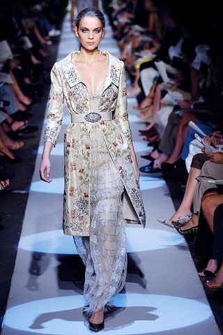 Badgley Mischka fashion show for Spring/Summer 2006