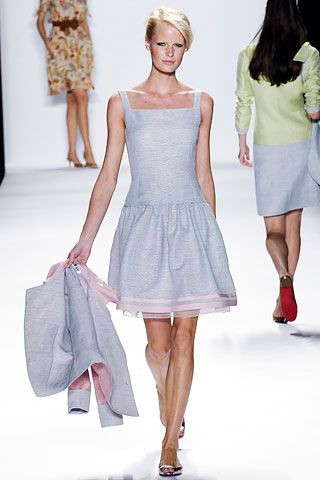 Bill Blass fashion show for Spring/Summer 2006