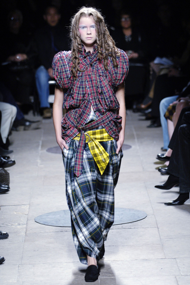 Comme des Garçons fashion show for Spring/Summer 2006