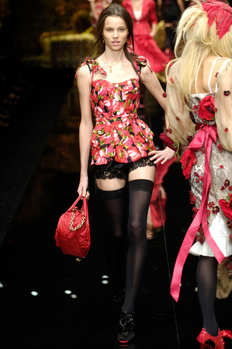 Dolce & Gabbana fashion show for Spring/Summer 2006