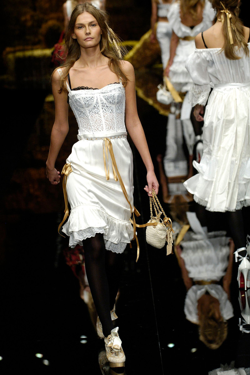 Dolce & Gabbana fashion show for Spring/Summer 2006