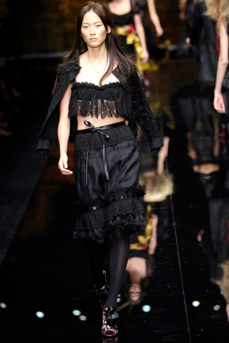 Dolce & Gabbana fashion show for Spring/Summer 2006
