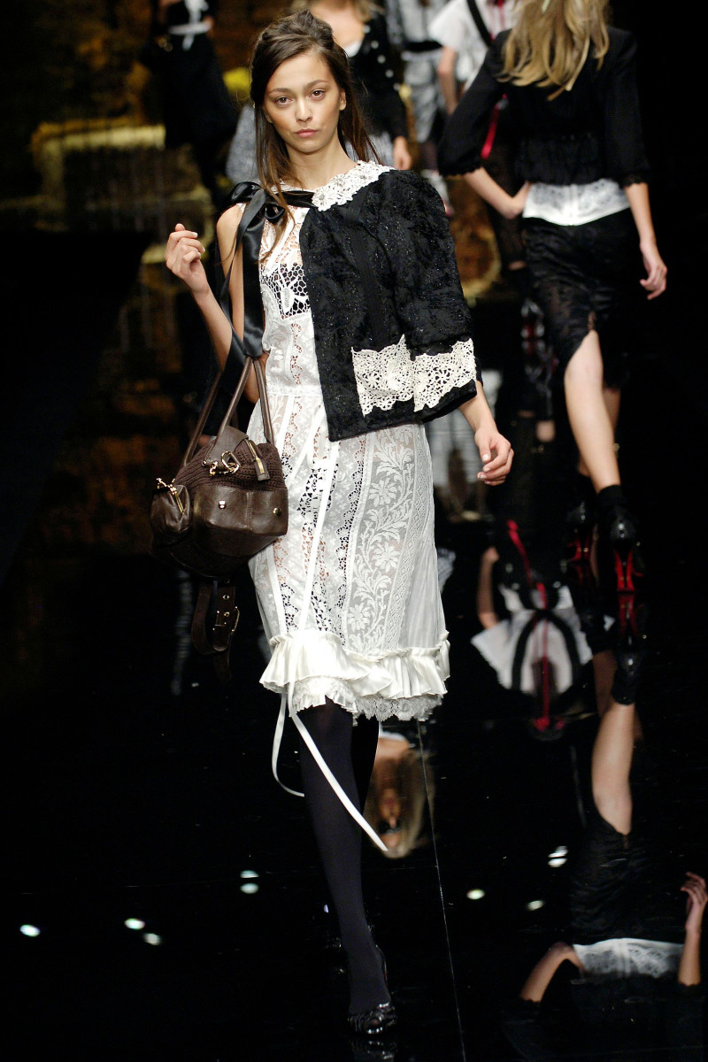Dolce & Gabbana fashion show for Spring/Summer 2006
