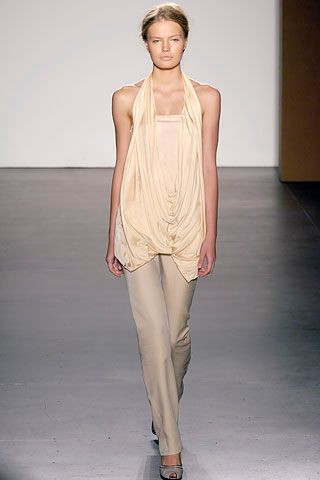 DooRi fashion show for Spring/Summer 2006