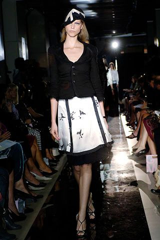 Emporio Armani fashion show for Spring/Summer 2006