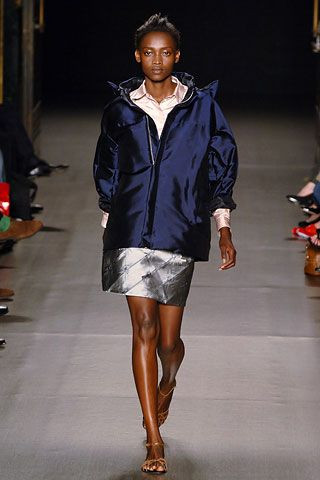 Giles Deacon fashion show for Spring/Summer 2006