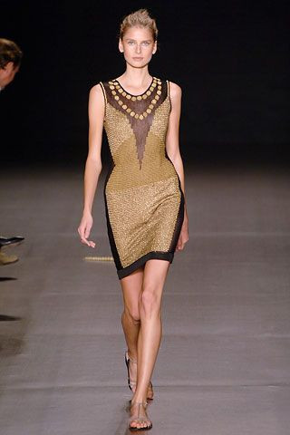 Giles Deacon fashion show for Spring/Summer 2006