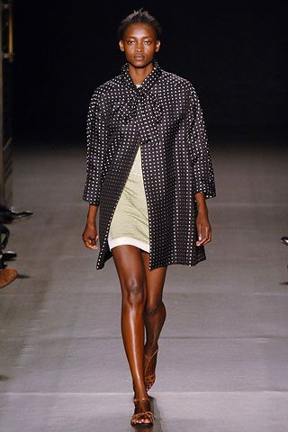 Giles Deacon fashion show for Spring/Summer 2006