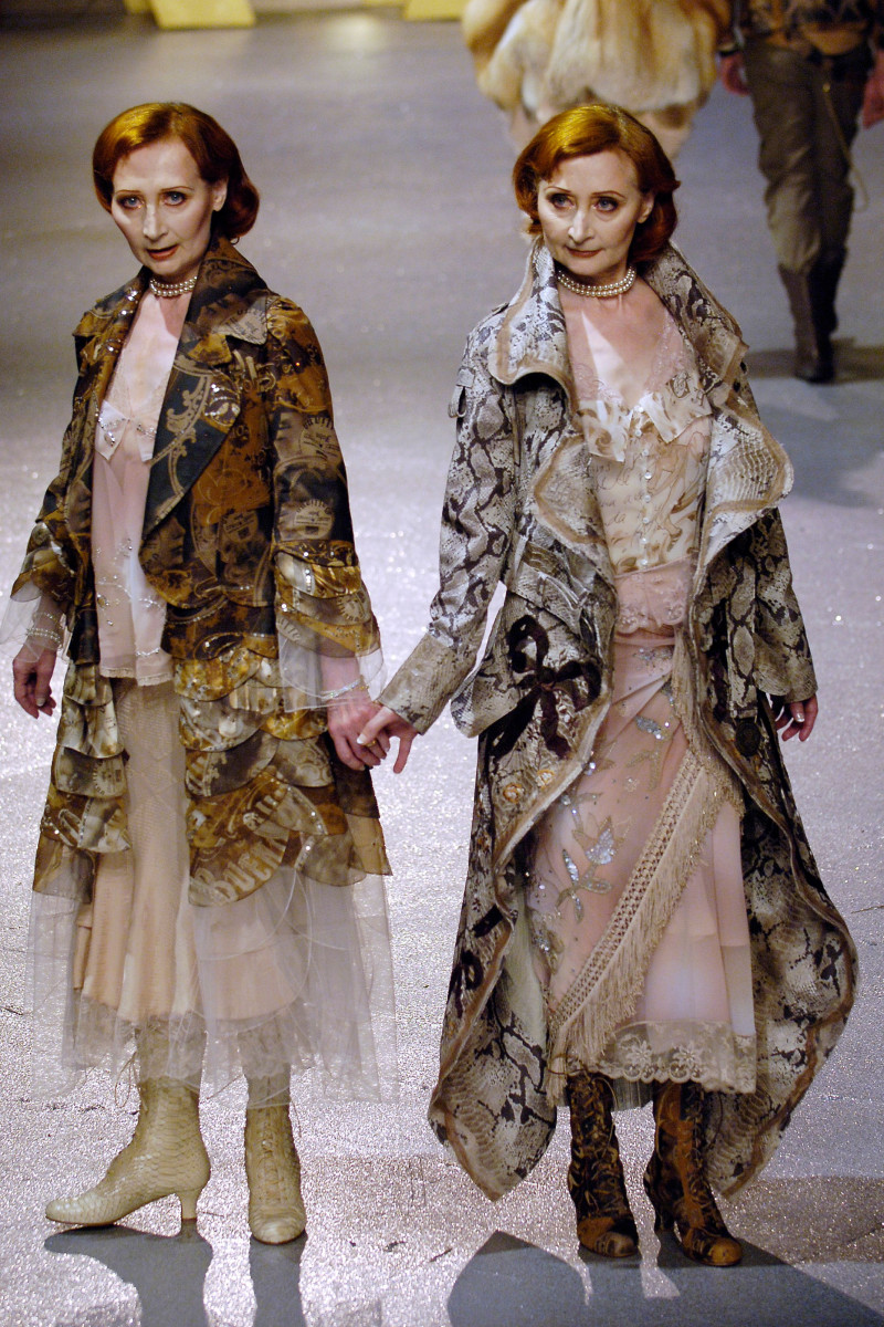 John Galliano fashion show for Spring/Summer 2006