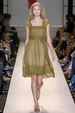 Kenneth Cole fashion show for Spring/Summer 2006