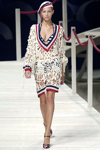 Kenzo fashion show for Spring/Summer 2006