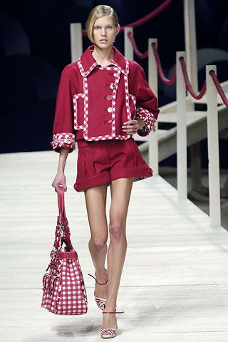 Kenzo fashion show for Spring/Summer 2006