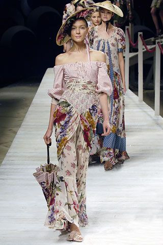 Kenzo fashion show for Spring/Summer 2006