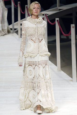 Kenzo fashion show for Spring/Summer 2006