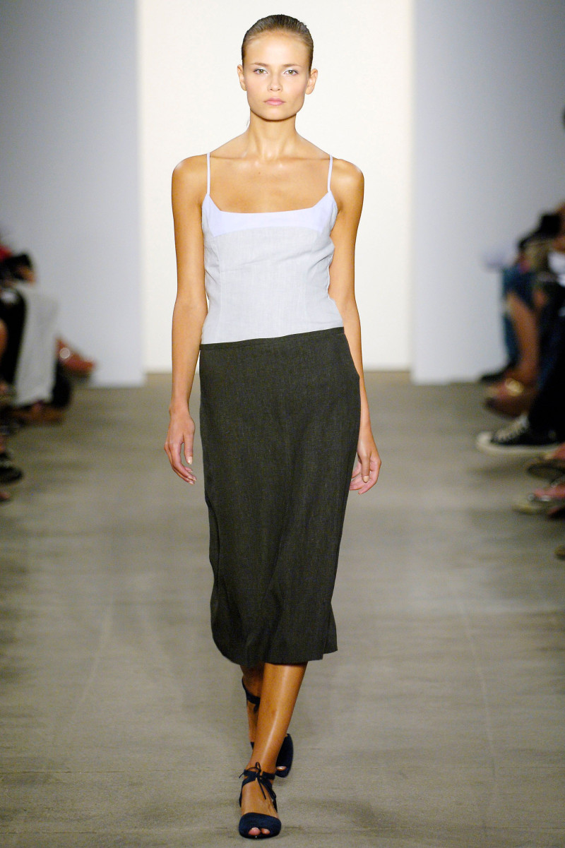 Narciso Rodriguez fashion show for Spring/Summer 2006