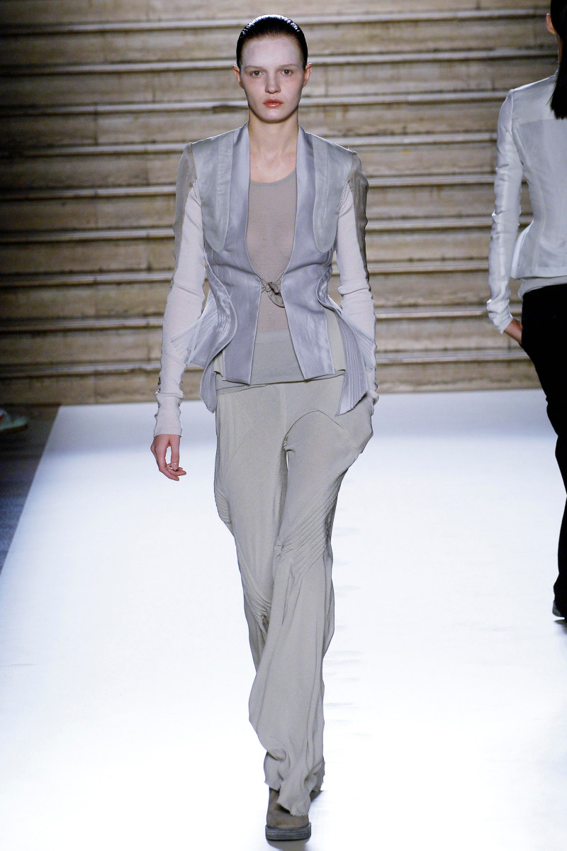 Rick Owens fashion show for Spring/Summer 2006