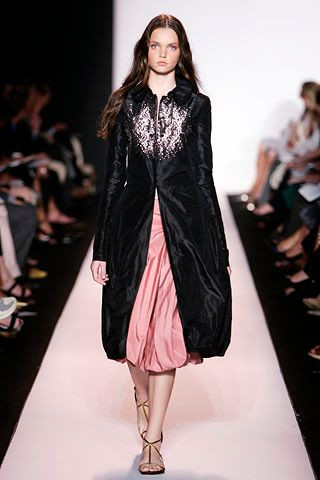 Vera Wang fashion show for Spring/Summer 2006