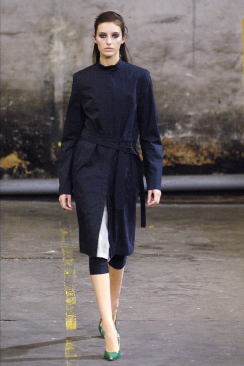 Veronique Branquinho fashion show for Spring/Summer 2006