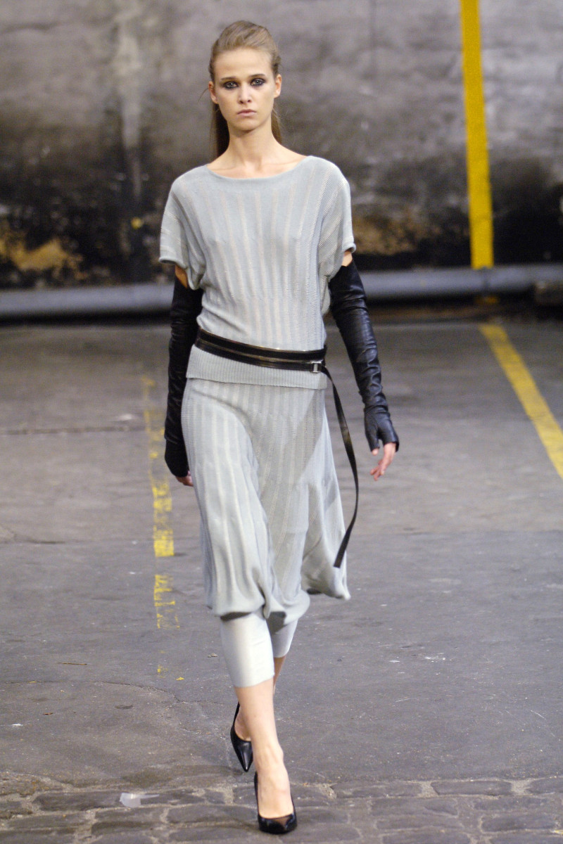 Veronique Branquinho fashion show for Spring/Summer 2006