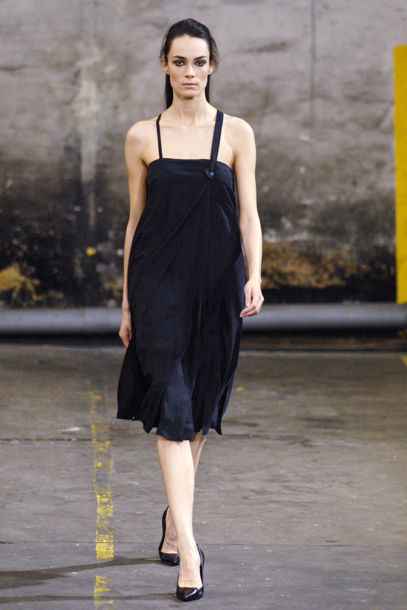 Veronique Branquinho fashion show for Spring/Summer 2006