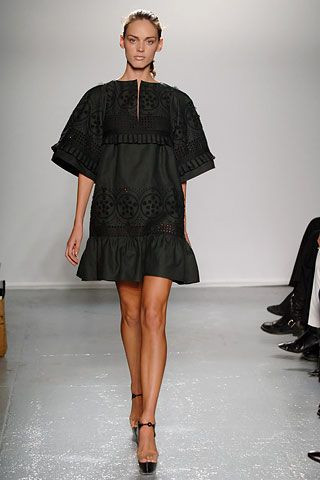 Veronique Leroy fashion show for Spring/Summer 2006