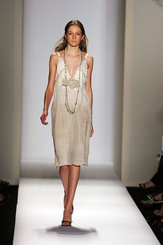 Y & Kei fashion show for Spring/Summer 2006