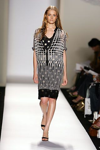 Y & Kei fashion show for Spring/Summer 2006