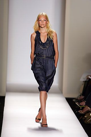 Y & Kei fashion show for Spring/Summer 2006