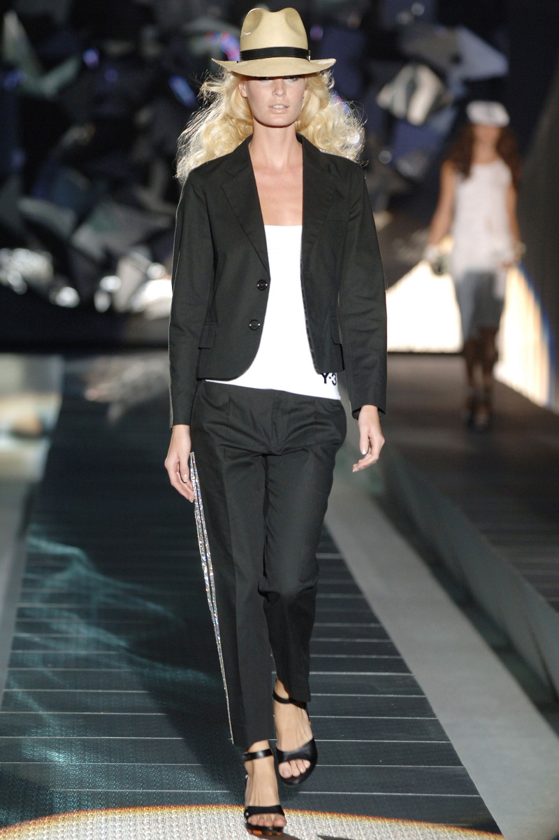 Y-3 fashion show for Spring/Summer 2006