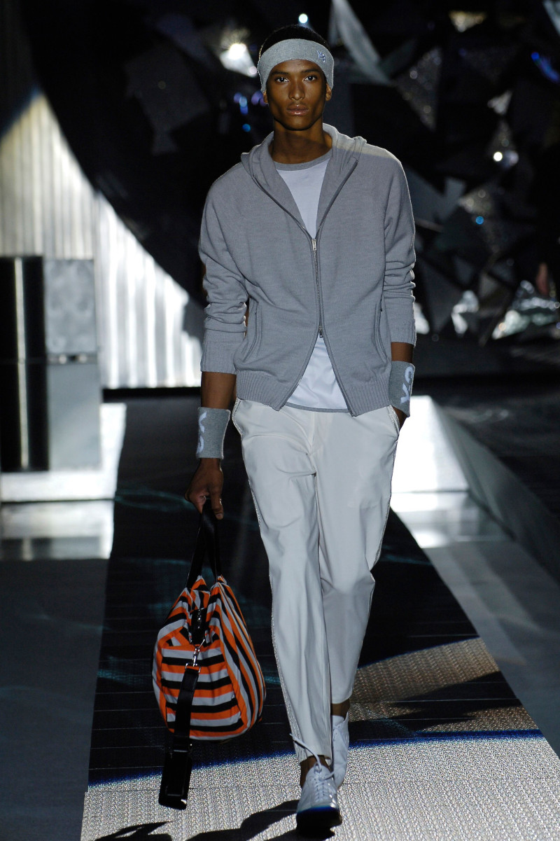Y-3 fashion show for Spring/Summer 2006