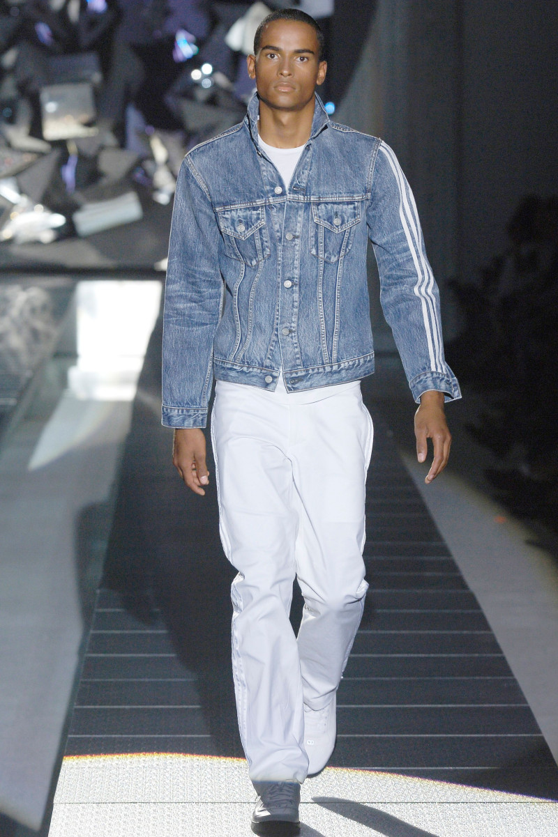 Y-3 fashion show for Spring/Summer 2006