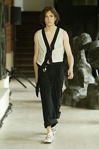 Ann Demeulemeester fashion show for Spring/Summer 2006