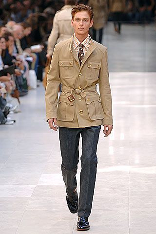 Burberry fashion show for Spring/Summer 2006