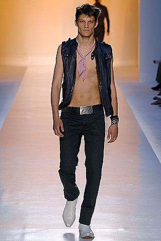 Costume National fashion show for Spring/Summer 2006