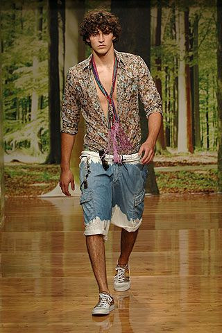 D&G fashion show for Spring/Summer 2006
