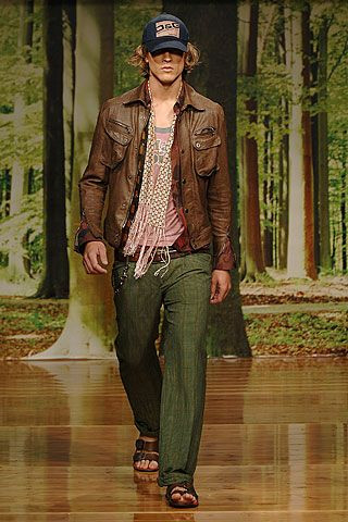 D&G fashion show for Spring/Summer 2006