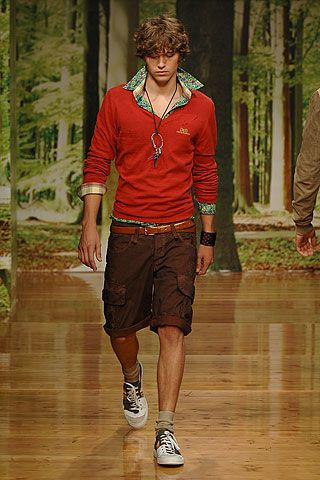 D&G fashion show for Spring/Summer 2006