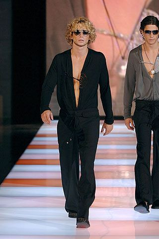 Emporio Armani fashion show for Spring/Summer 2006