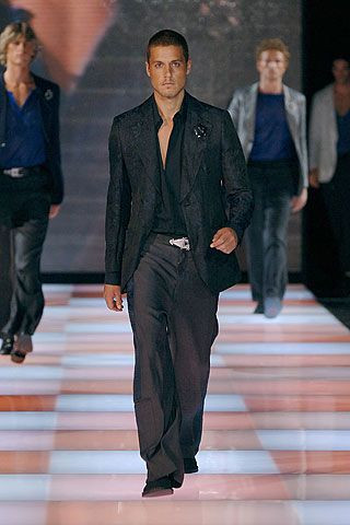 Emporio Armani fashion show for Spring/Summer 2006