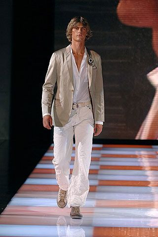 Emporio Armani fashion show for Spring/Summer 2006