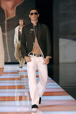 Emporio Armani fashion show for Spring/Summer 2006