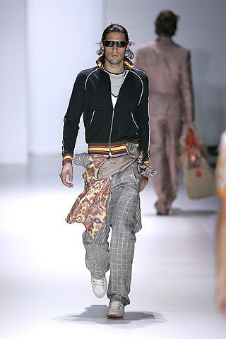 Etro fashion show for Spring/Summer 2006