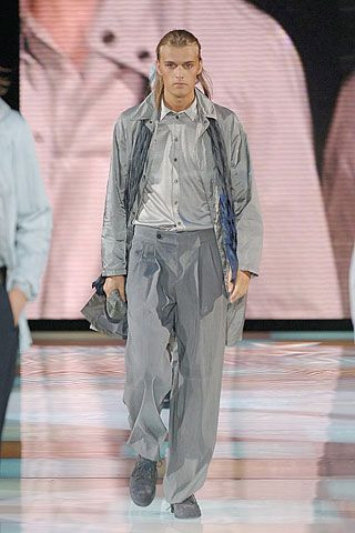 Giorgio Armani fashion show for Spring/Summer 2006