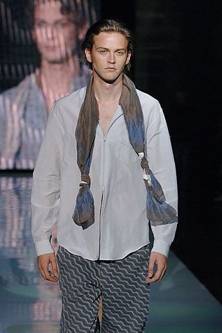 Giorgio Armani fashion show for Spring/Summer 2006
