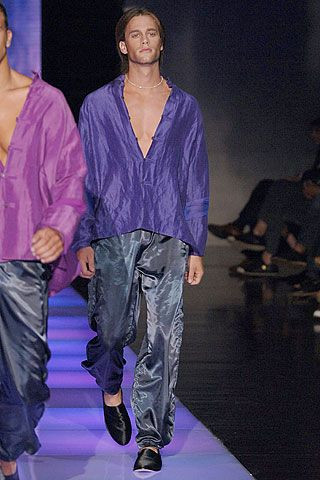Giorgio Armani fashion show for Spring/Summer 2006