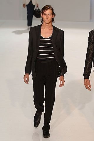 Givenchy fashion show for Spring/Summer 2006