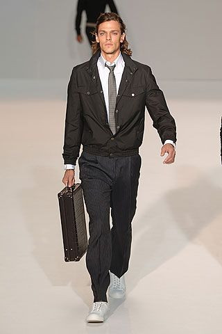 Givenchy fashion show for Spring/Summer 2006