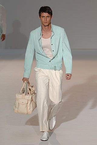 Givenchy fashion show for Spring/Summer 2006