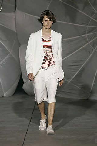 Alexander McQueen fashion show for Spring/Summer 2006